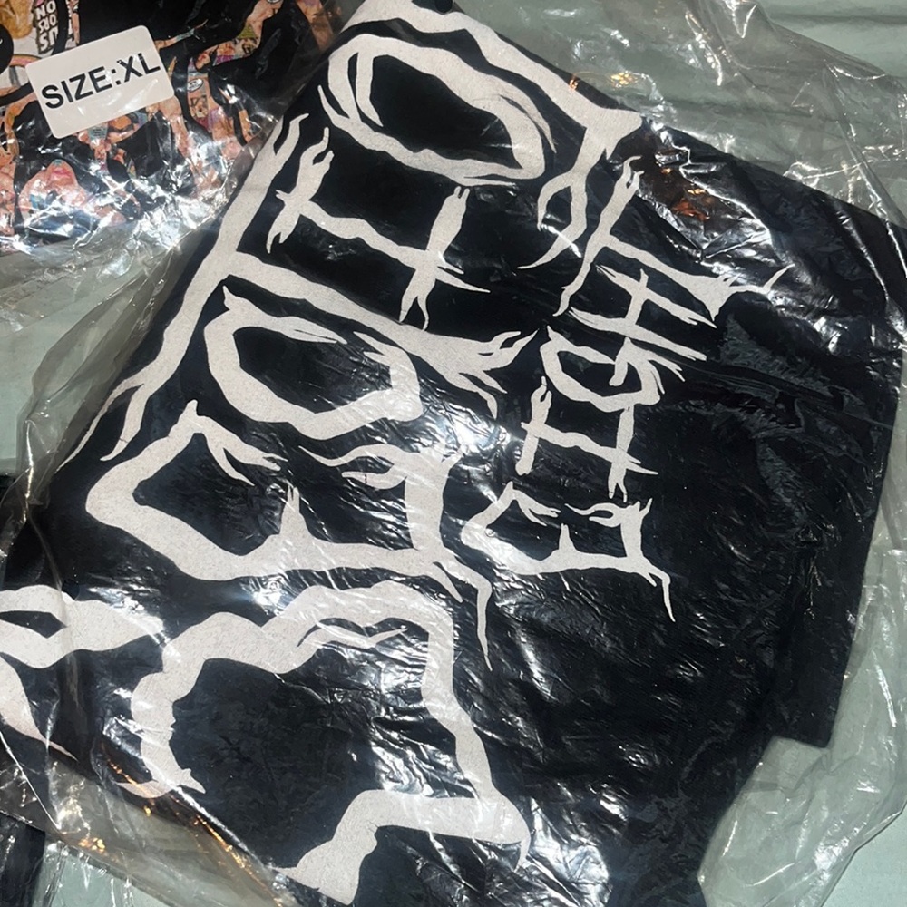 Section 8 t shirt black xl